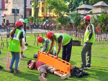 प्रयासकाे साथले विपद् रोक्न खटिए युवा